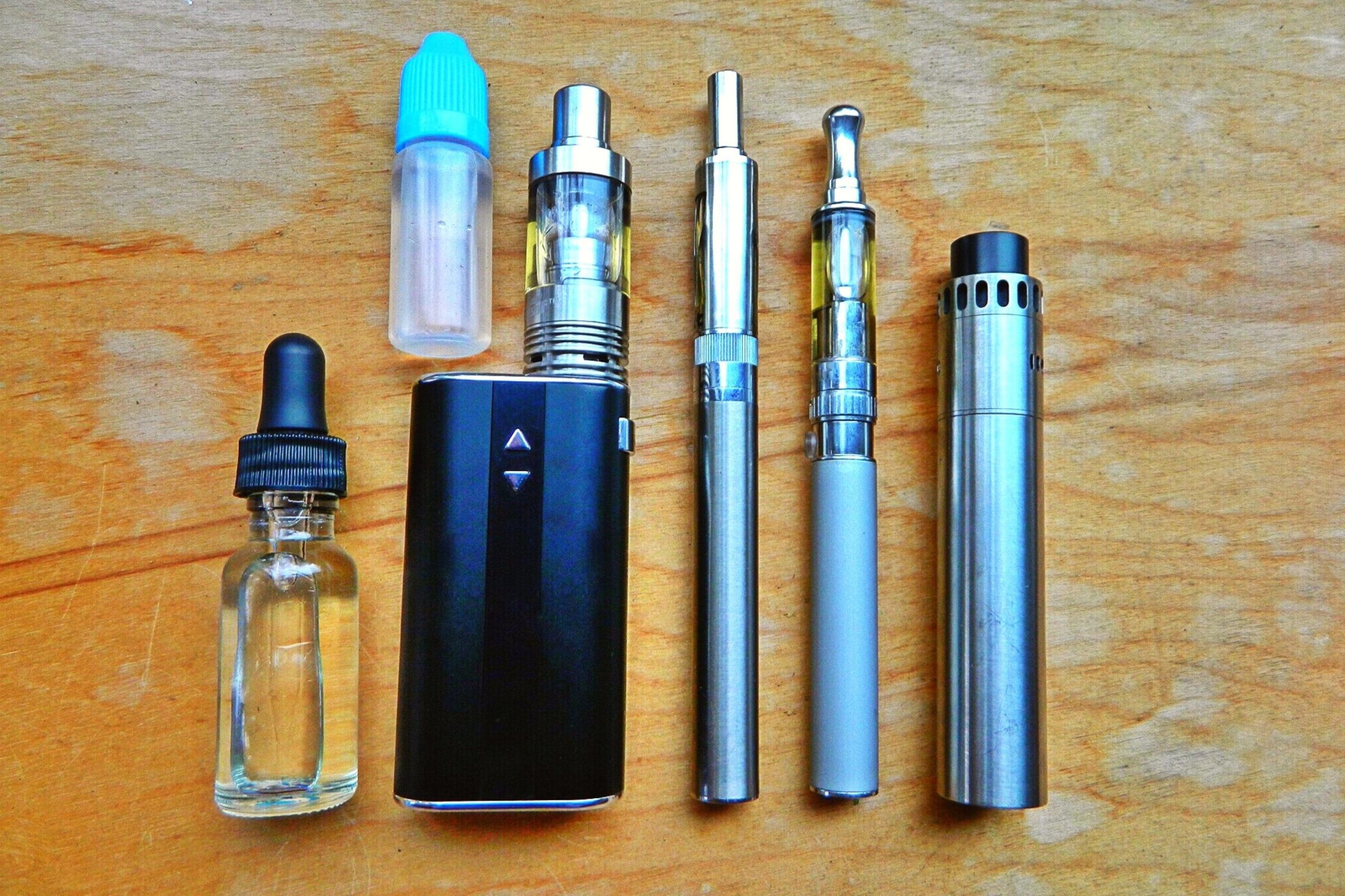 vape pen, dab pen, e-cig, e cigarette, electronic cigarette, vaping, e-cigarette, 